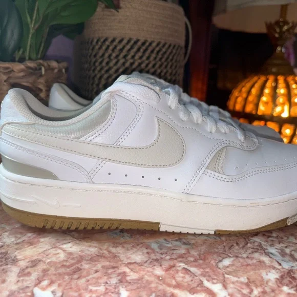 Nike Gamma White and Cream Women’s Sneakers - Picture 2 of 5